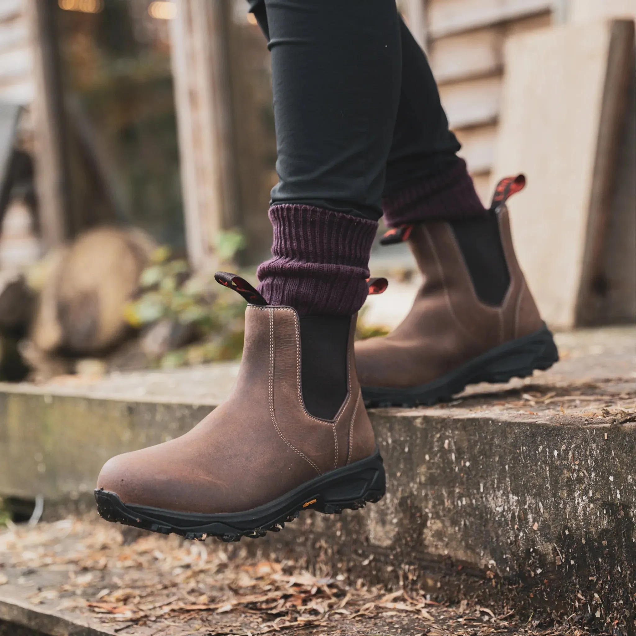 Effortlessly Stylish Durable Material EDGWORTH / ACACIA DISTRESSED