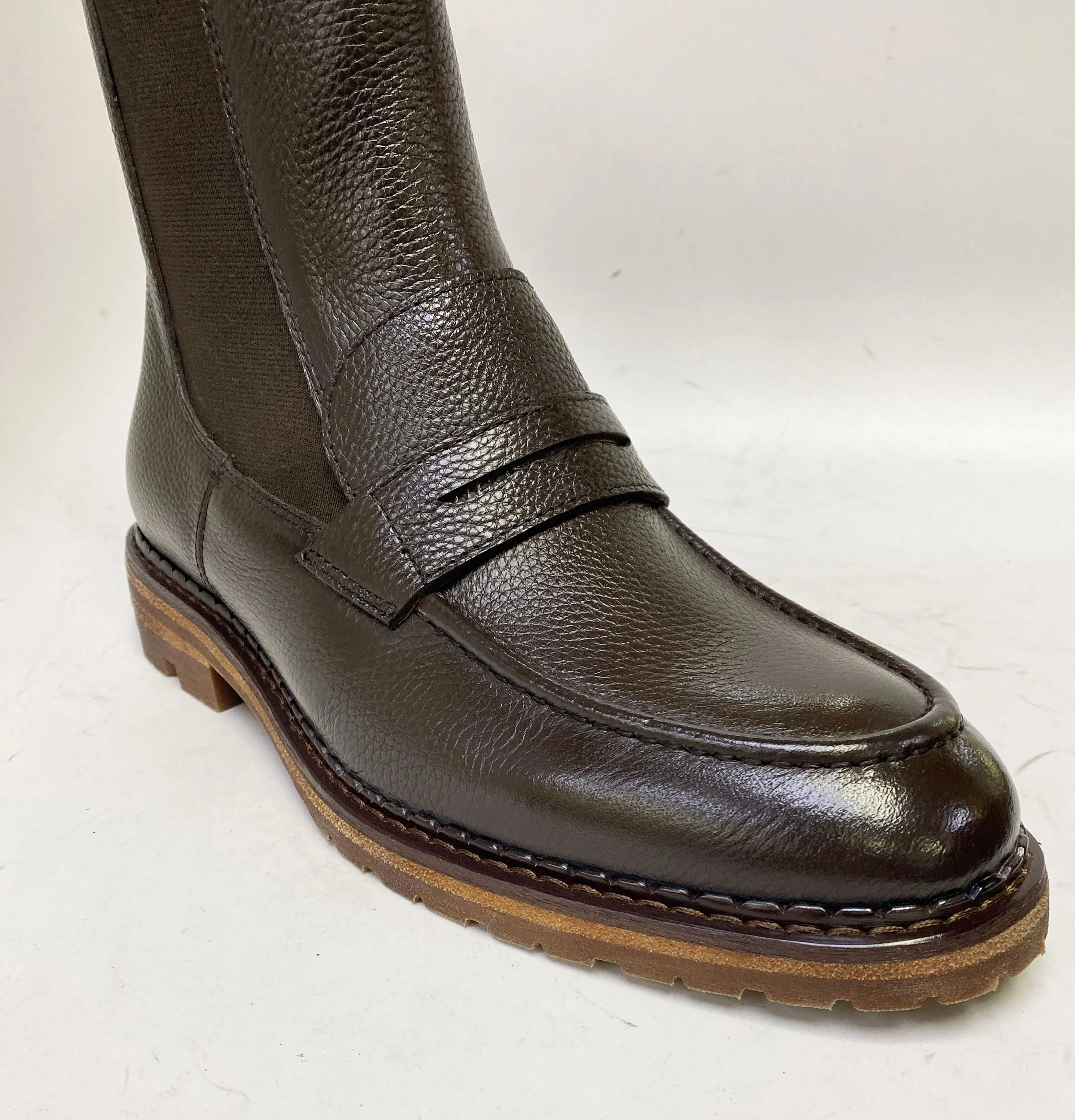 Street Run Style: 519-55-Dark/Brown