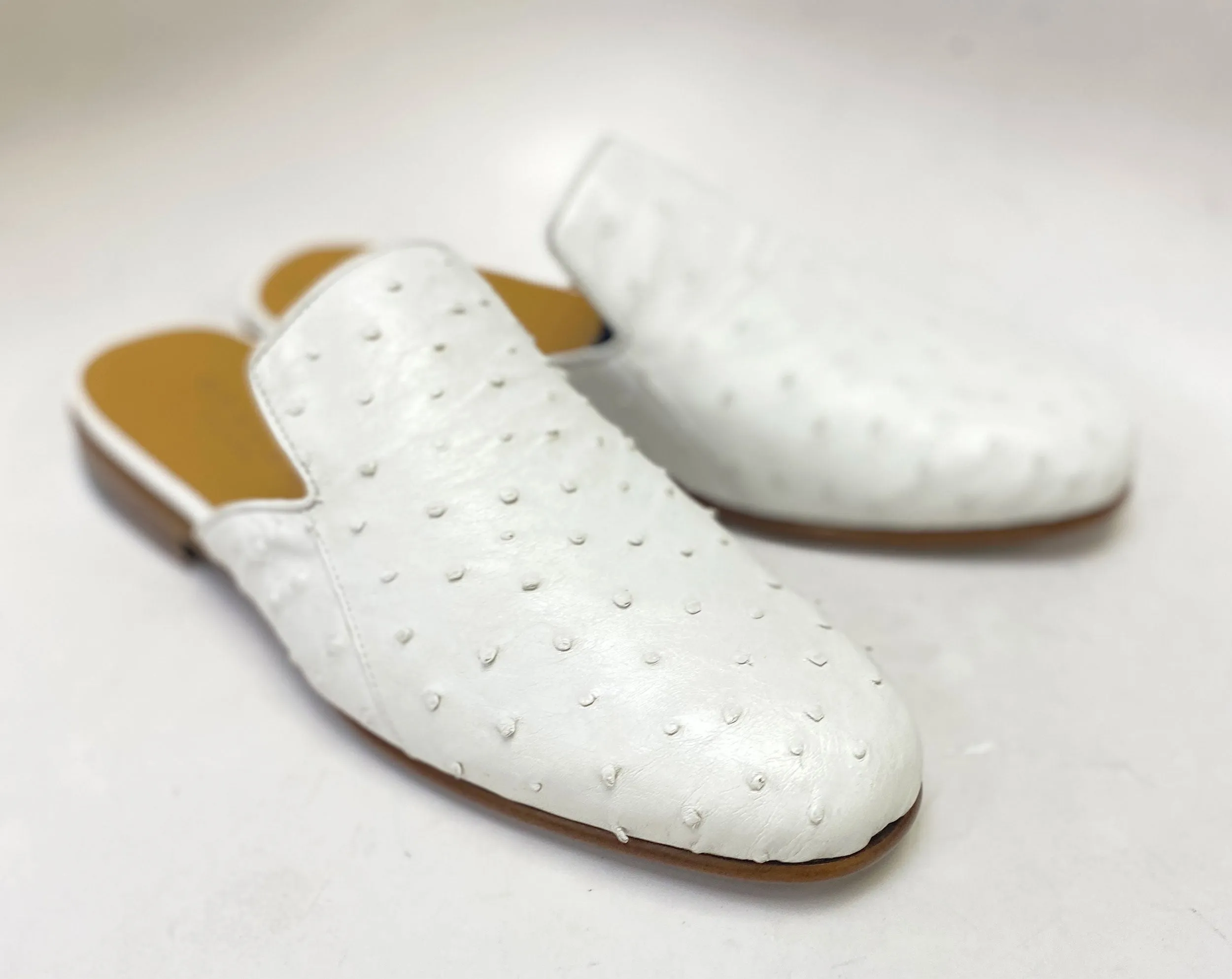 Style: RX-50118-S-White Play Mode