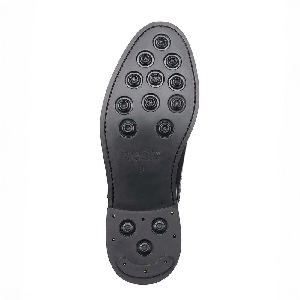 Semi - Brogue - Rubber Sole - Black Simple Yet Elegant