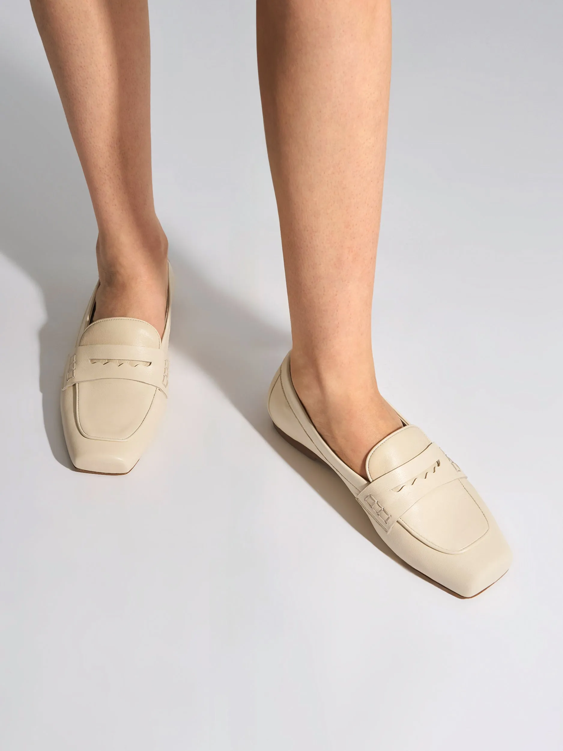 durable soles Vacation Essential Lana Moccasin Loafers