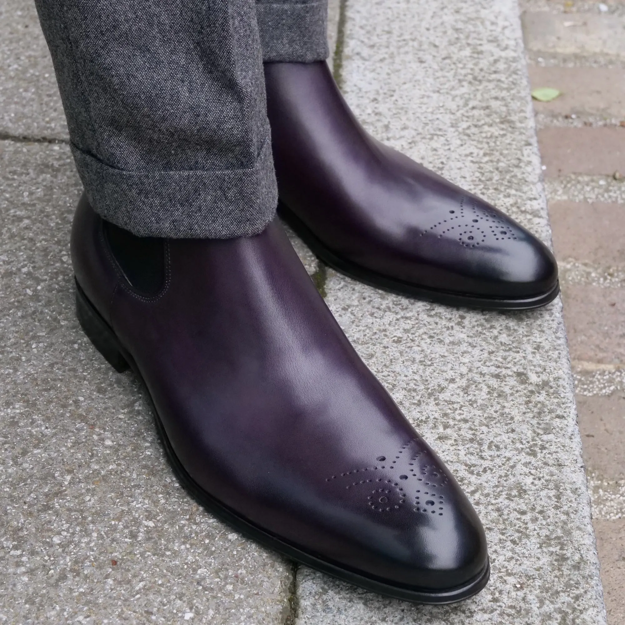 Stirling Brogue Chelsea Boot Aubergine Smooth Surface