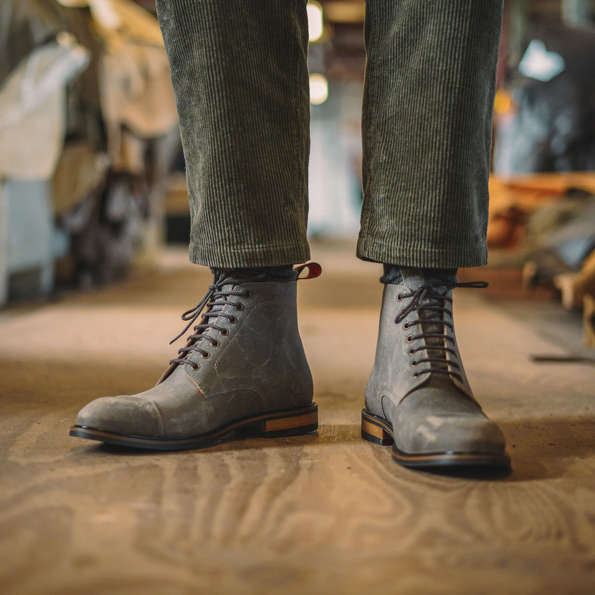 TASKER // STONE Minimalist Chic Style