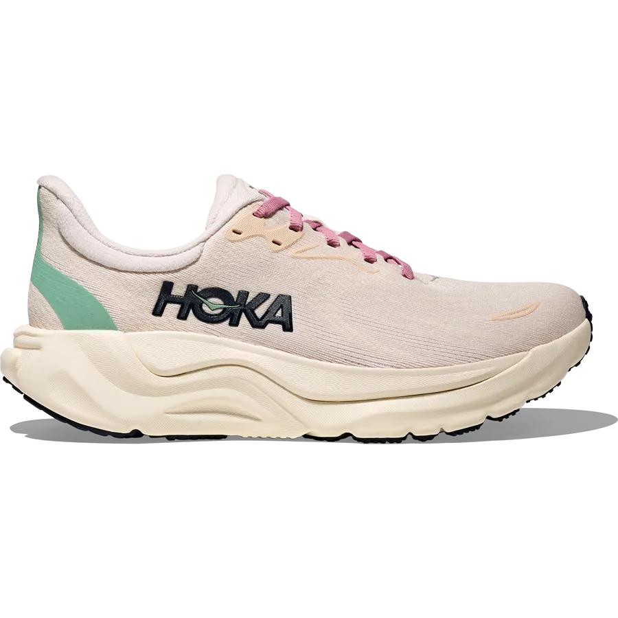 Women's Arahi 8 mountain hiking