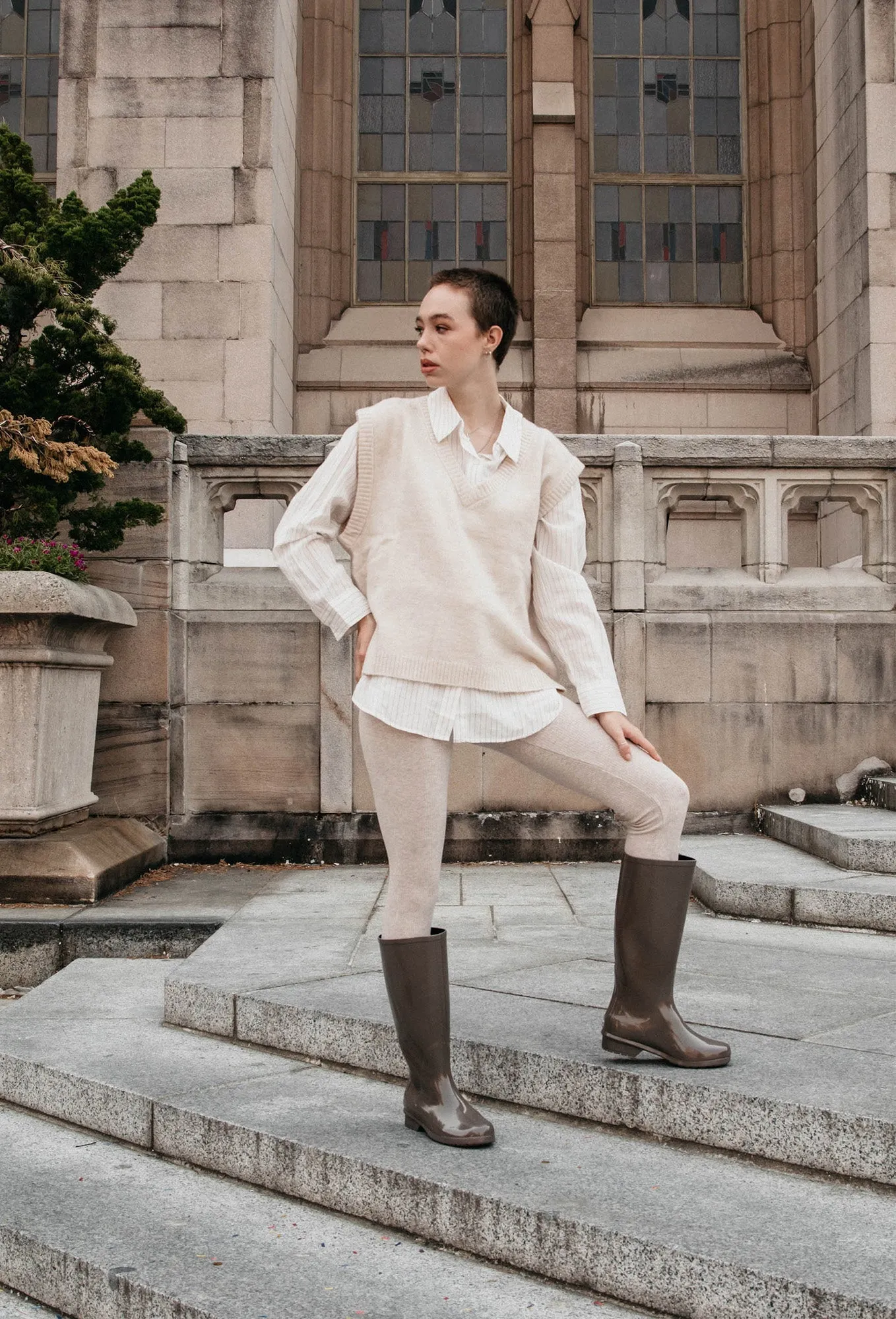 GLOSS TALL RAIN BOOT - DARK TAUPE Modern
