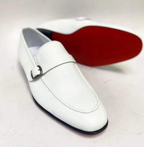 Style: 19104-White Buckle Fit