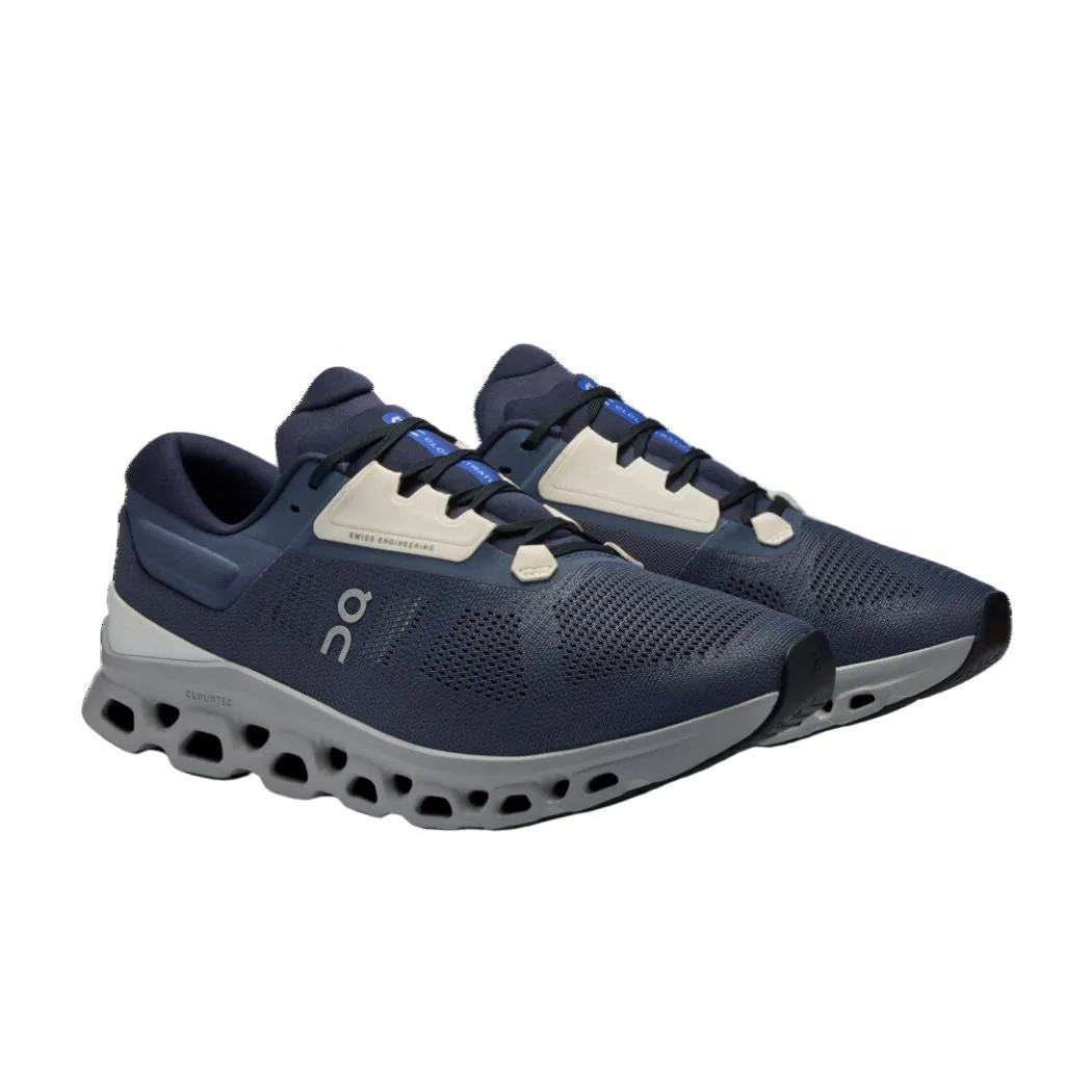 Durable Fabric on Cloudstratus 3 Men's Running Shoes