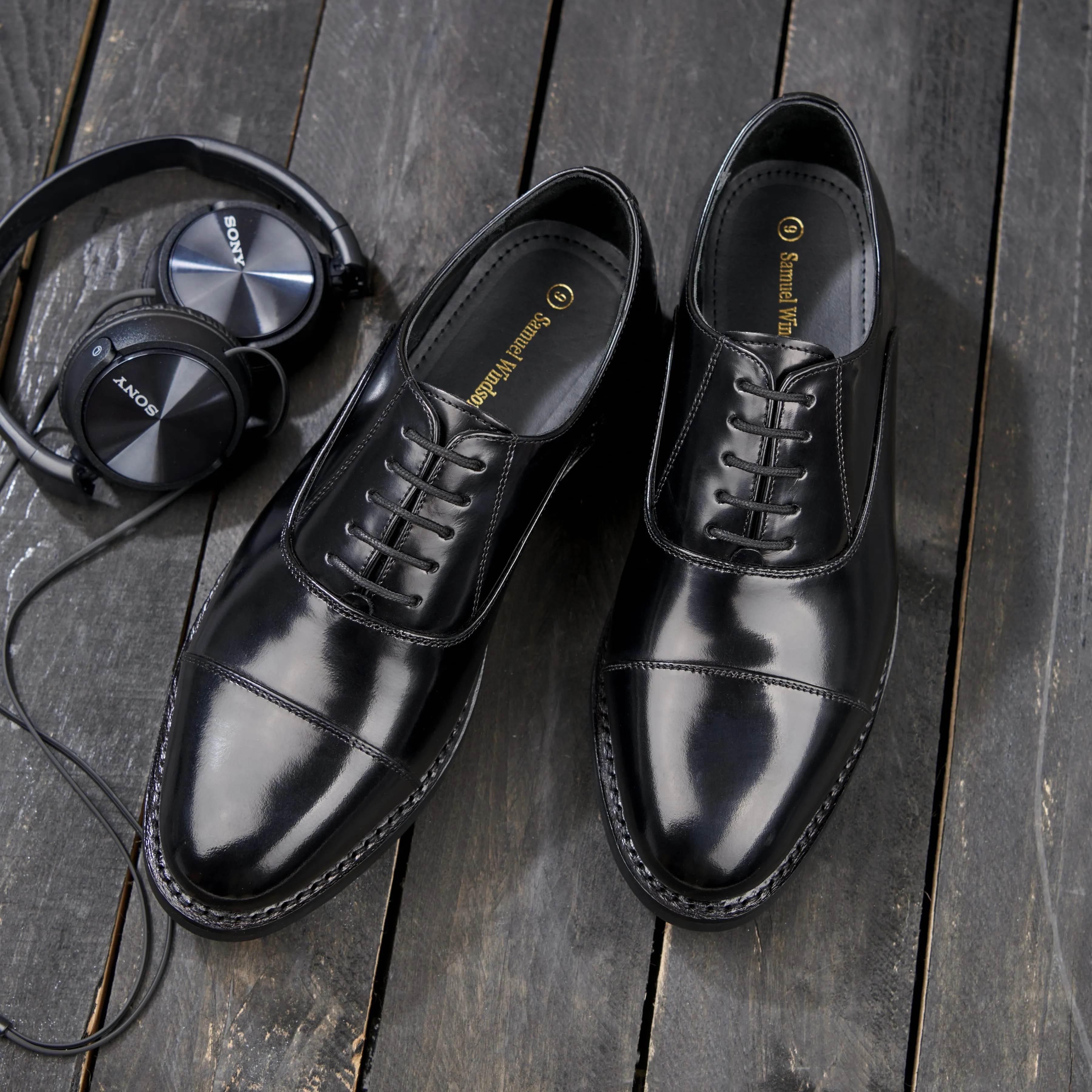 Breathable Upper Oxford Shoe - Rubber Sole - Black