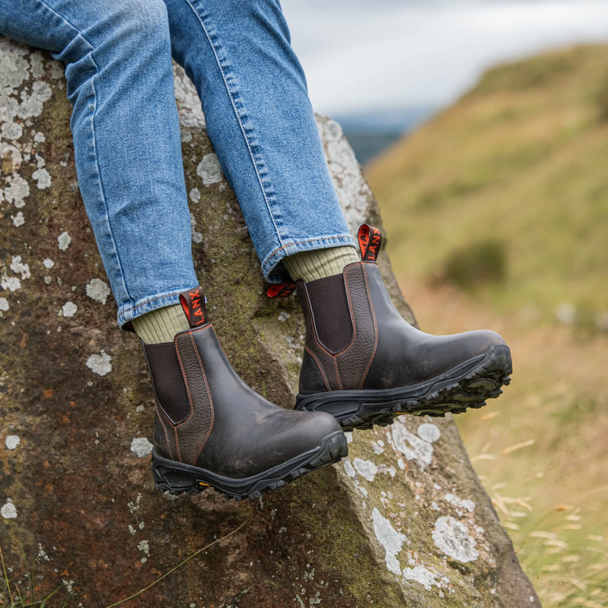 EDGWORTH / BLACK & BROWN Outdoor Adventure Modern Classic