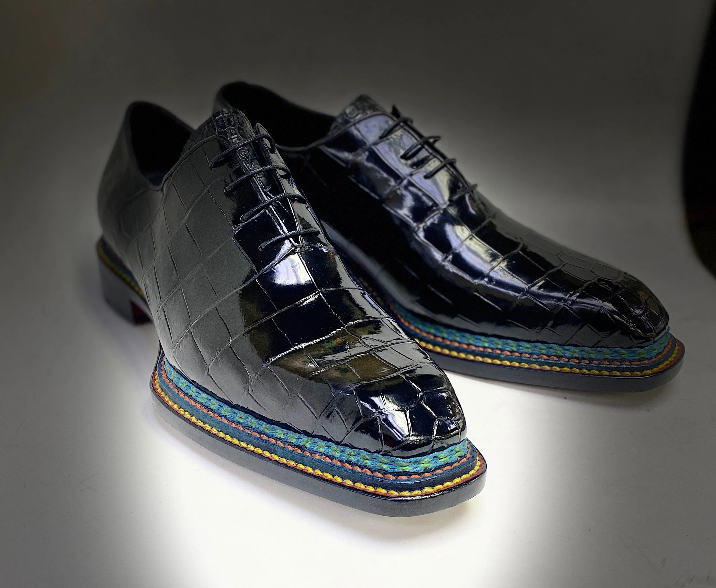 Stone Glam Trail Ease Style: Ghost-Black