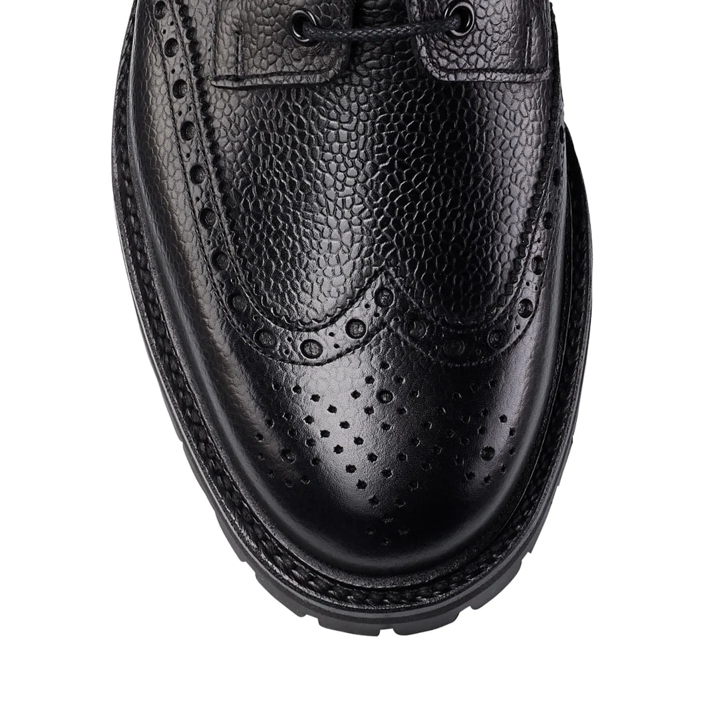 Islay Black Scotch Grain Active Lifestyle Refined Outfit