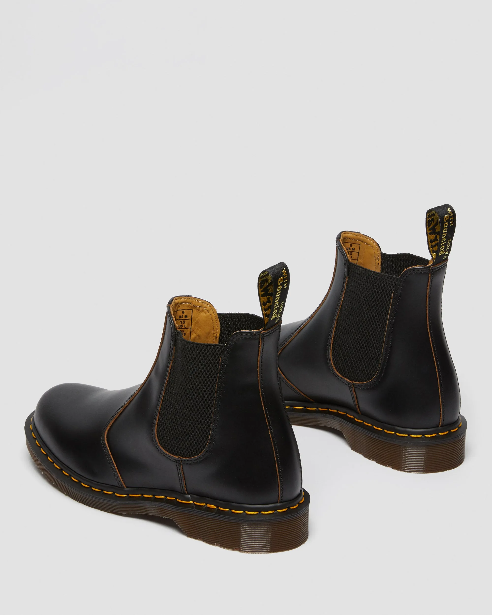 Vintage 2976 Quilon Leather Boots Everyday Boot Look Glossy Finish