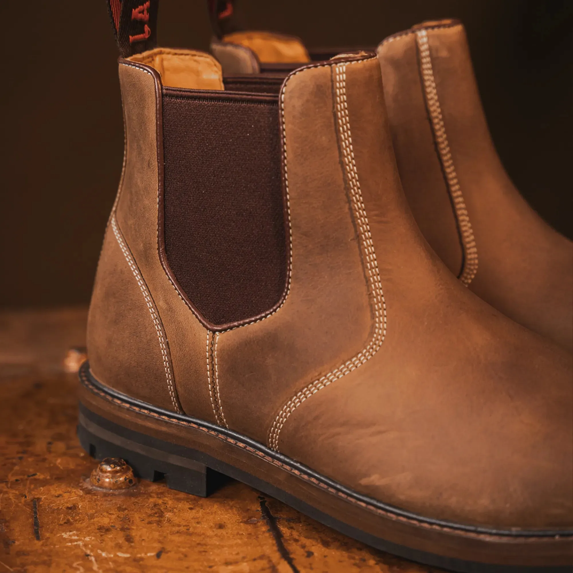 Step Flexibility HOGHTON // ACACIA DISTRESSED