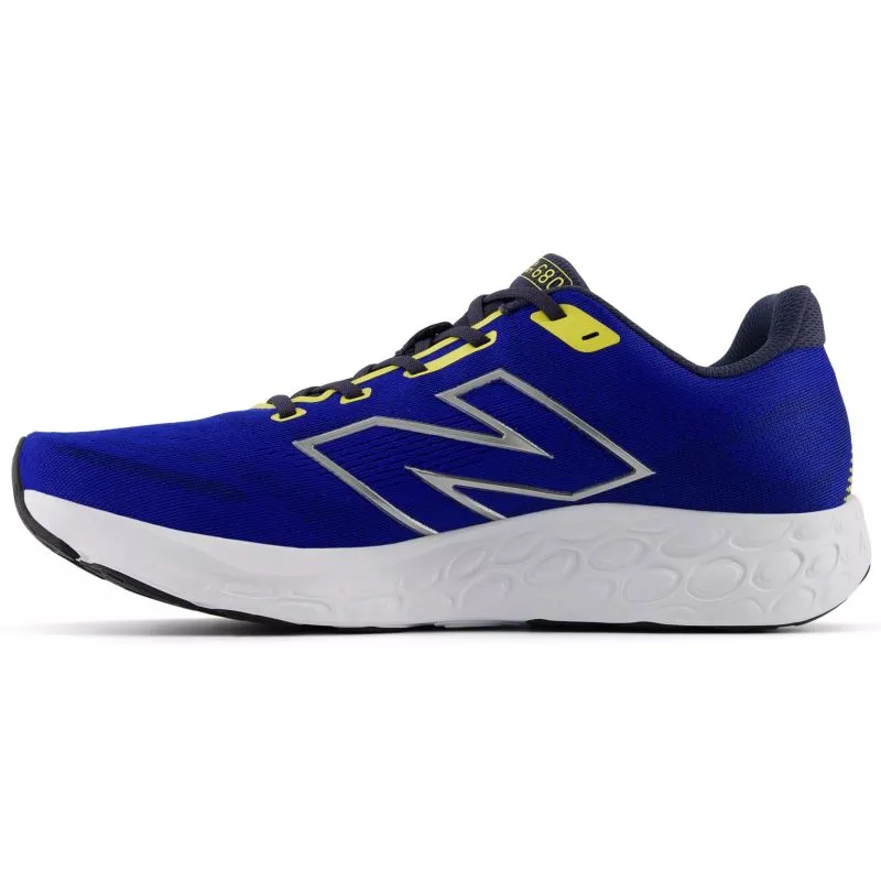 New Balance Fresh Foam X 680v8 2E WIDE Mens Running Shoes running in a tennis court area shoes quick - drying lining shoes