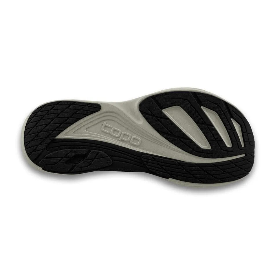 long - distance runners track runner Topo Men's Ultrafly 5 Running Shoes Black/Charcoal AW24