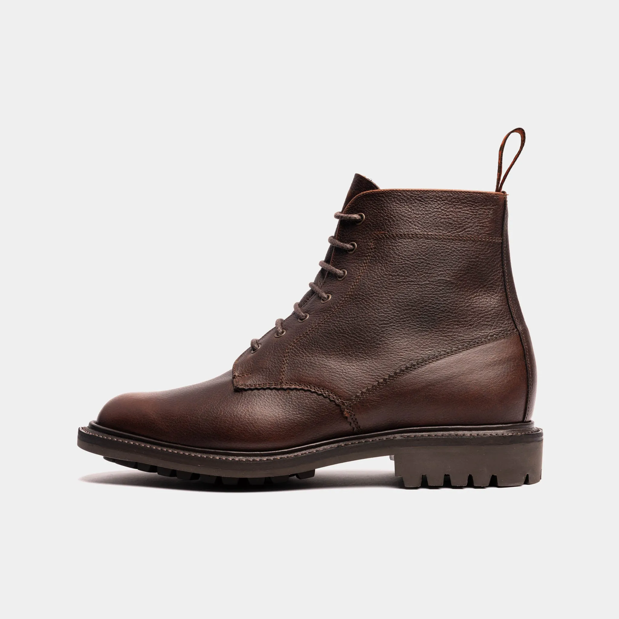 Minimal Formal Edge TIMPERLEY // BROWN GRAINED