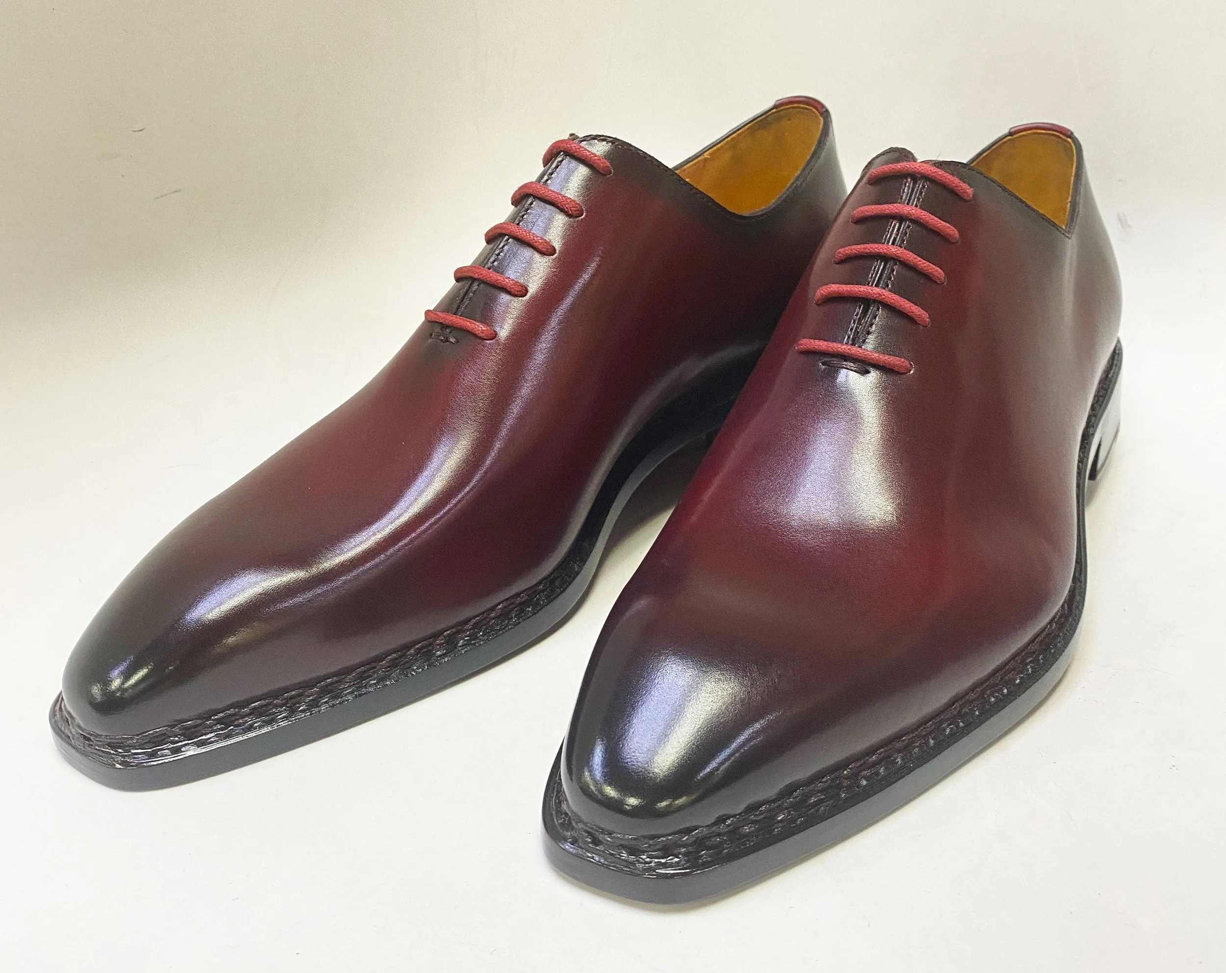 Stable base Style: 1505-2307-Burgundy