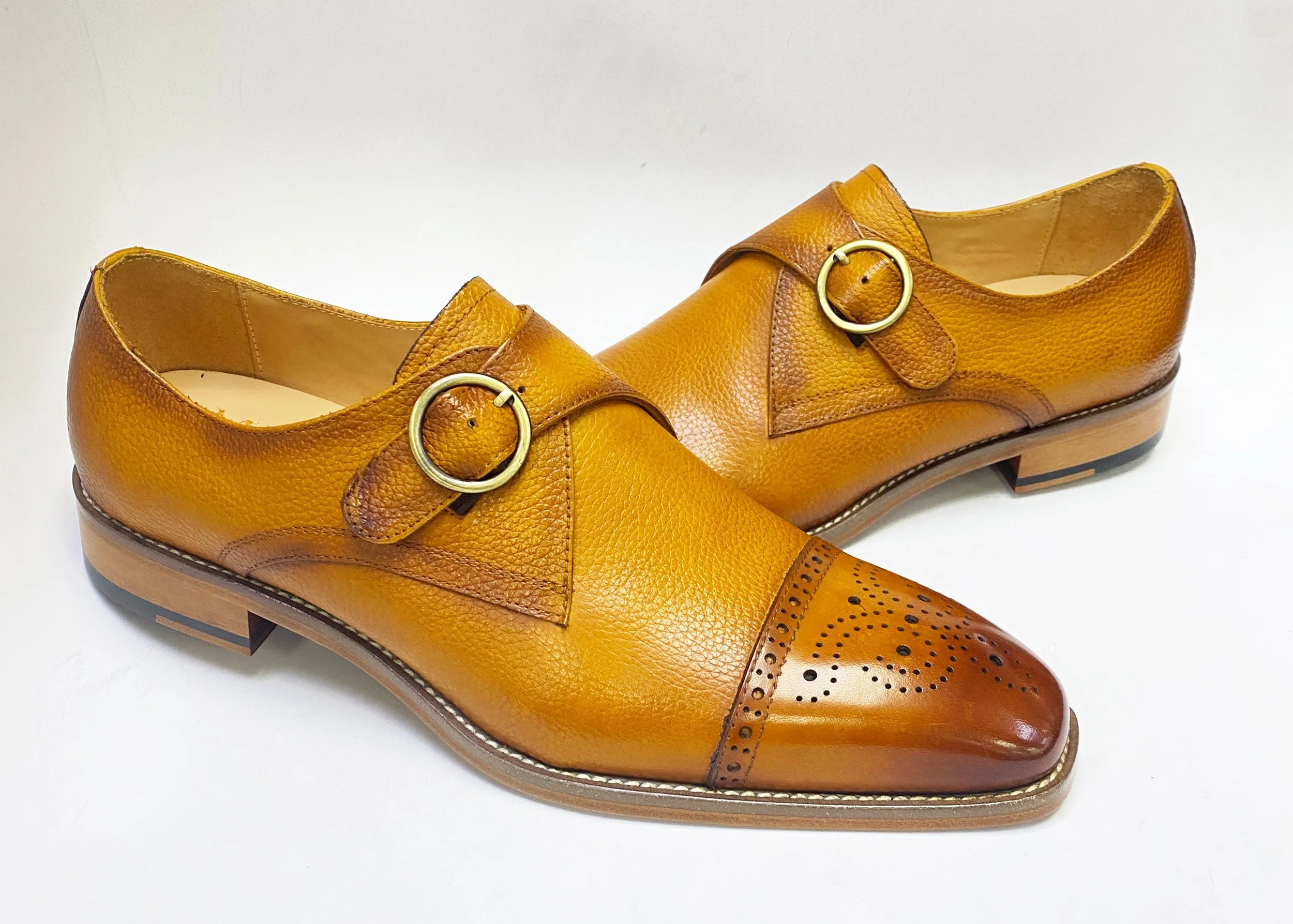 Style: 903-08E-Cognac Summer Air High Society