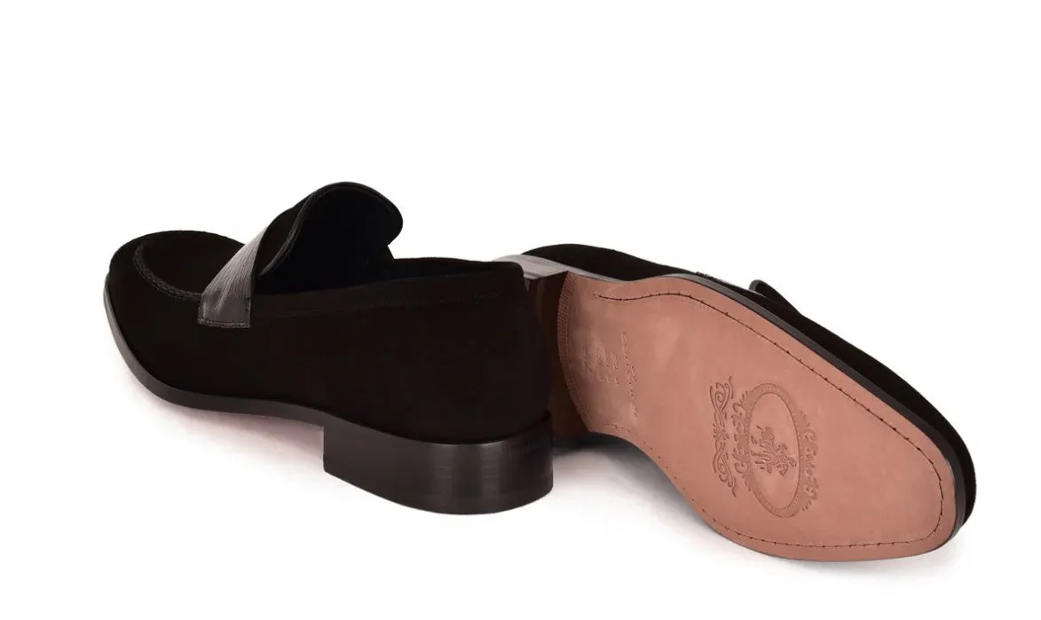 Style: 7425S-Black shape fit