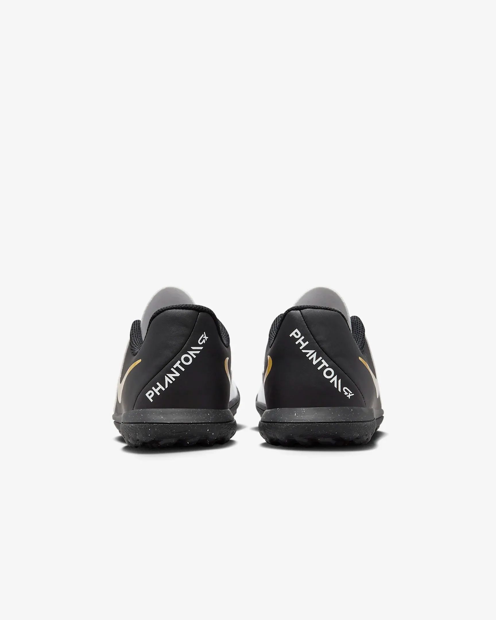 Skating Shoes Jr. Phantom GX 2 Club TF Soccer Shoes
