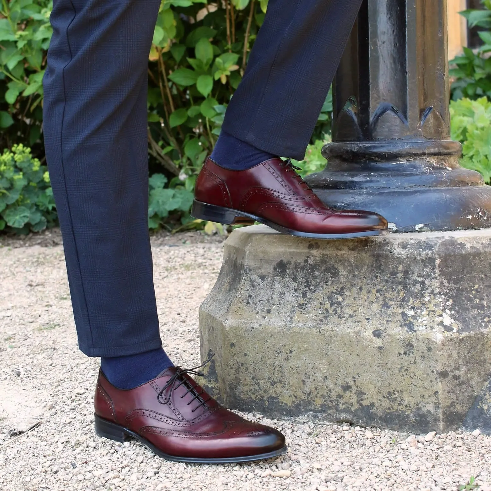 Cambridge Wingtip Oxford Brogue Oxblood Arch support Weekend Walk