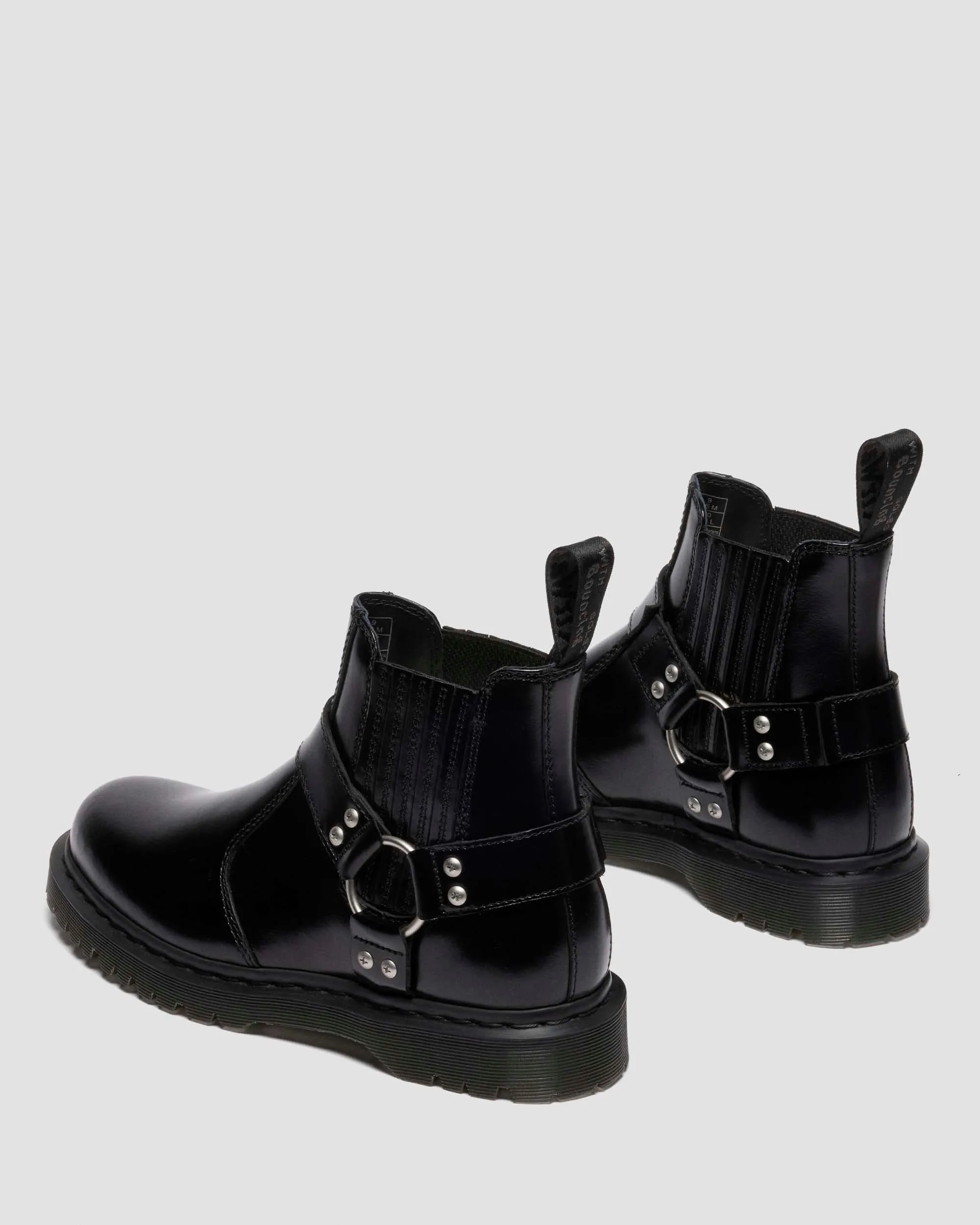 Everyday Go-To 2976 Harness Analine Leather Chelsea Boots
