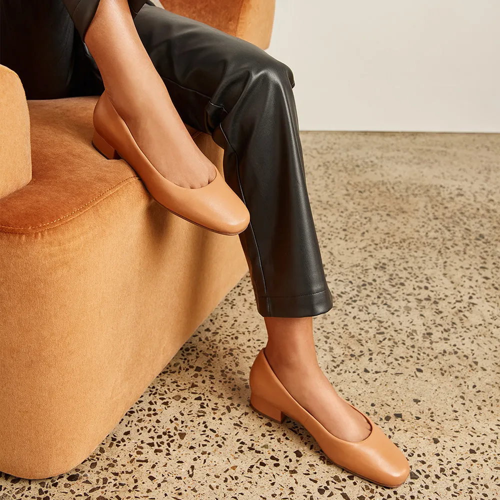Camera Look ergonomic Cleo Soft Tan