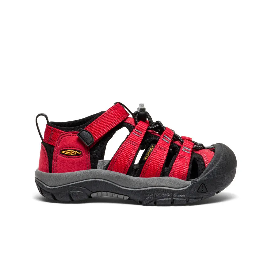 Support layers integrate without restricting flexibility Midsoles offer consistent energy return during training Little Kids' Newport H2  |  Ribbon Red/Gargoyle