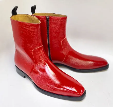Style: Marquez-Red Gold Tone Comfort collar