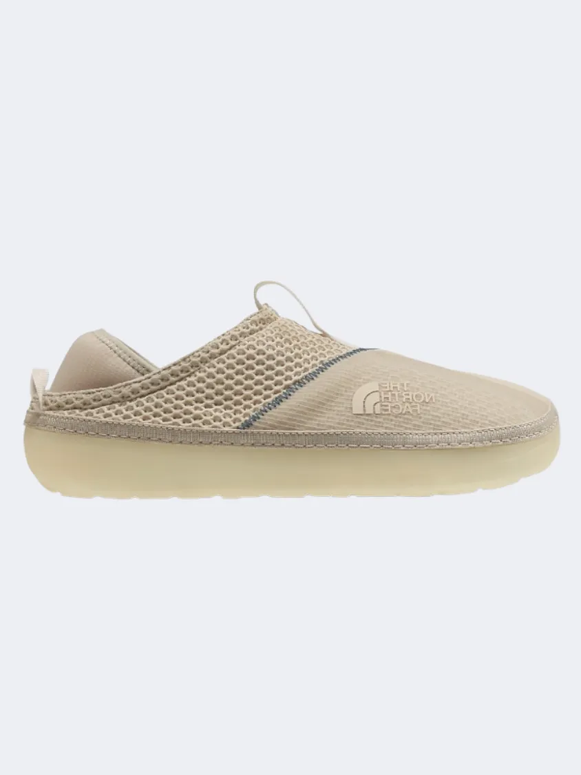 The North Face Base Camp Men Hiking Slippers Sandstone/Gardenia Strong Footwear