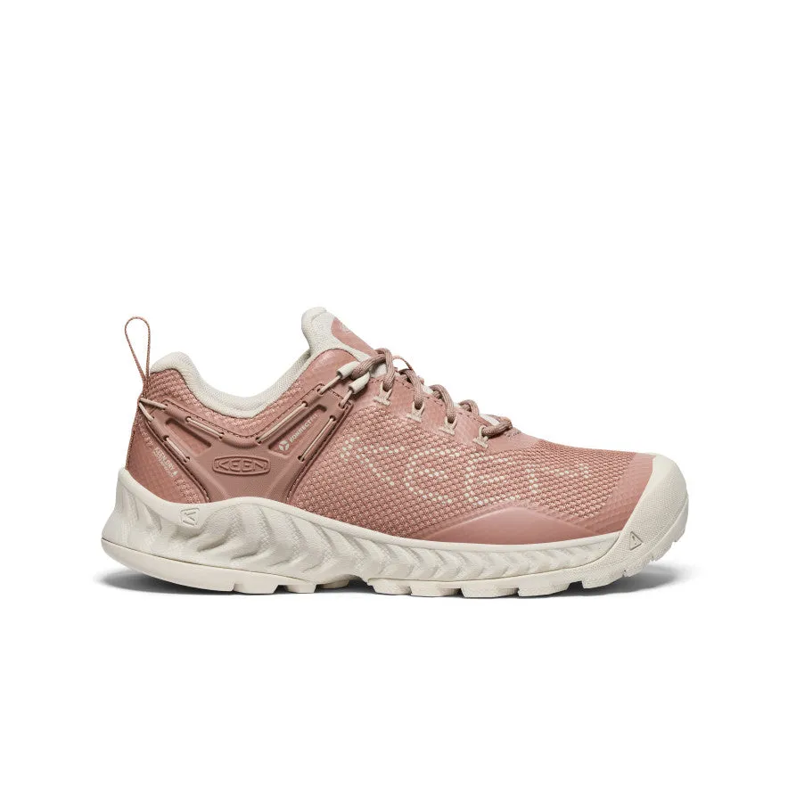 compression anti static Women's NXIS EVO Waterproof Shoe  |  Warm Taupe/Raw Umber
