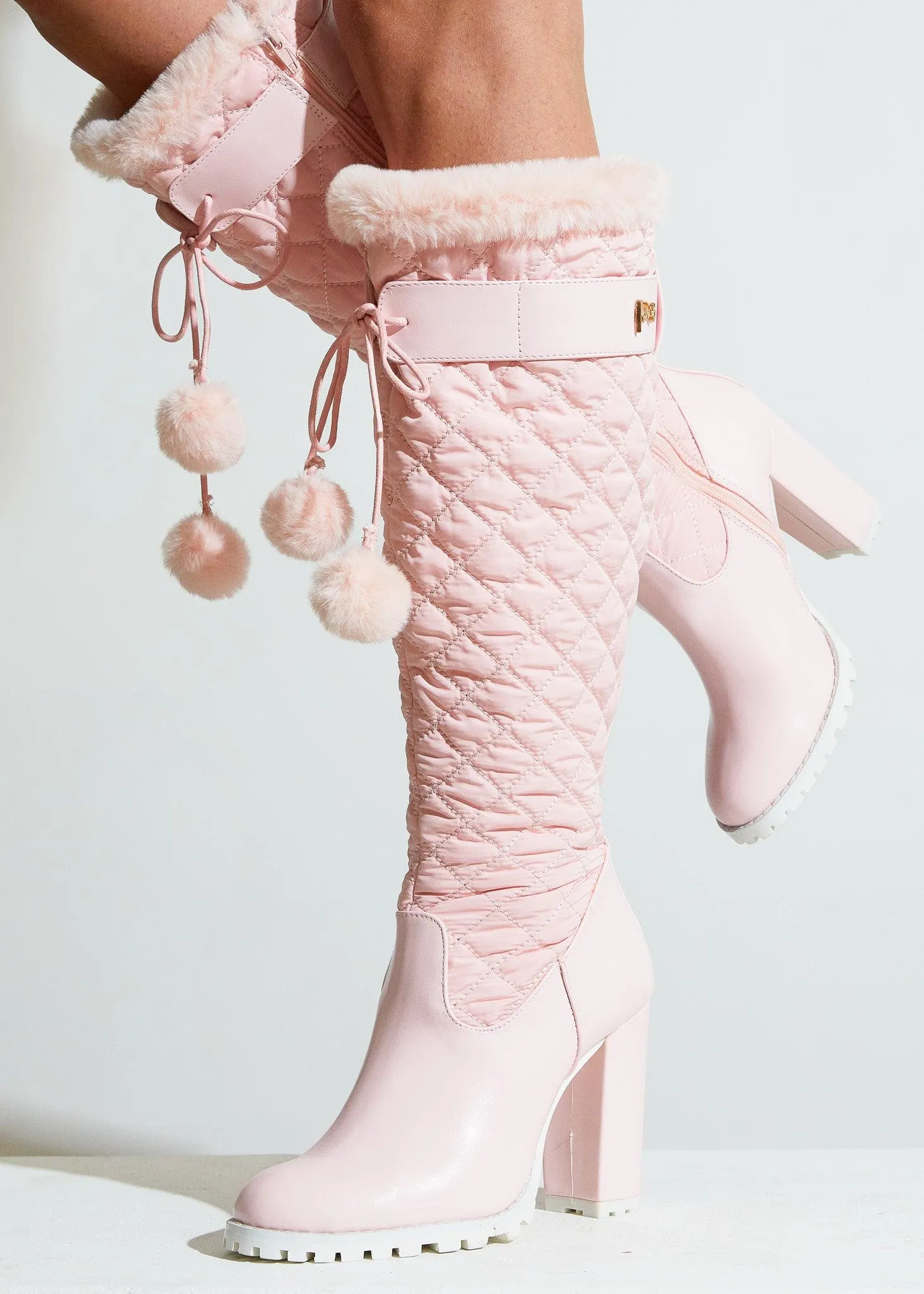 Warm Secured Coco Puffer Boot