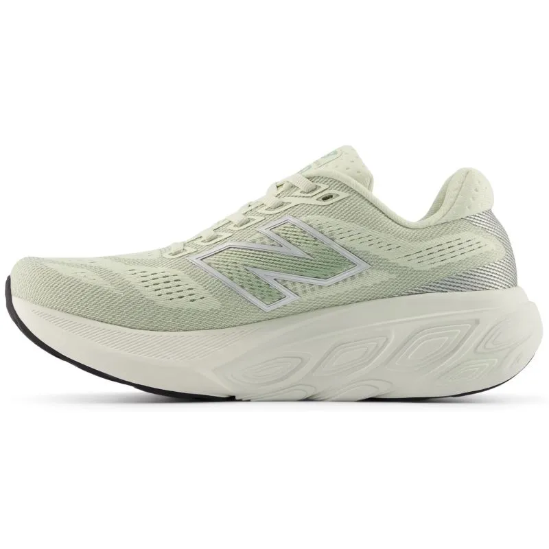 New Balance Fresh Foam X 880v15 B Womens Running Shoes running in forest