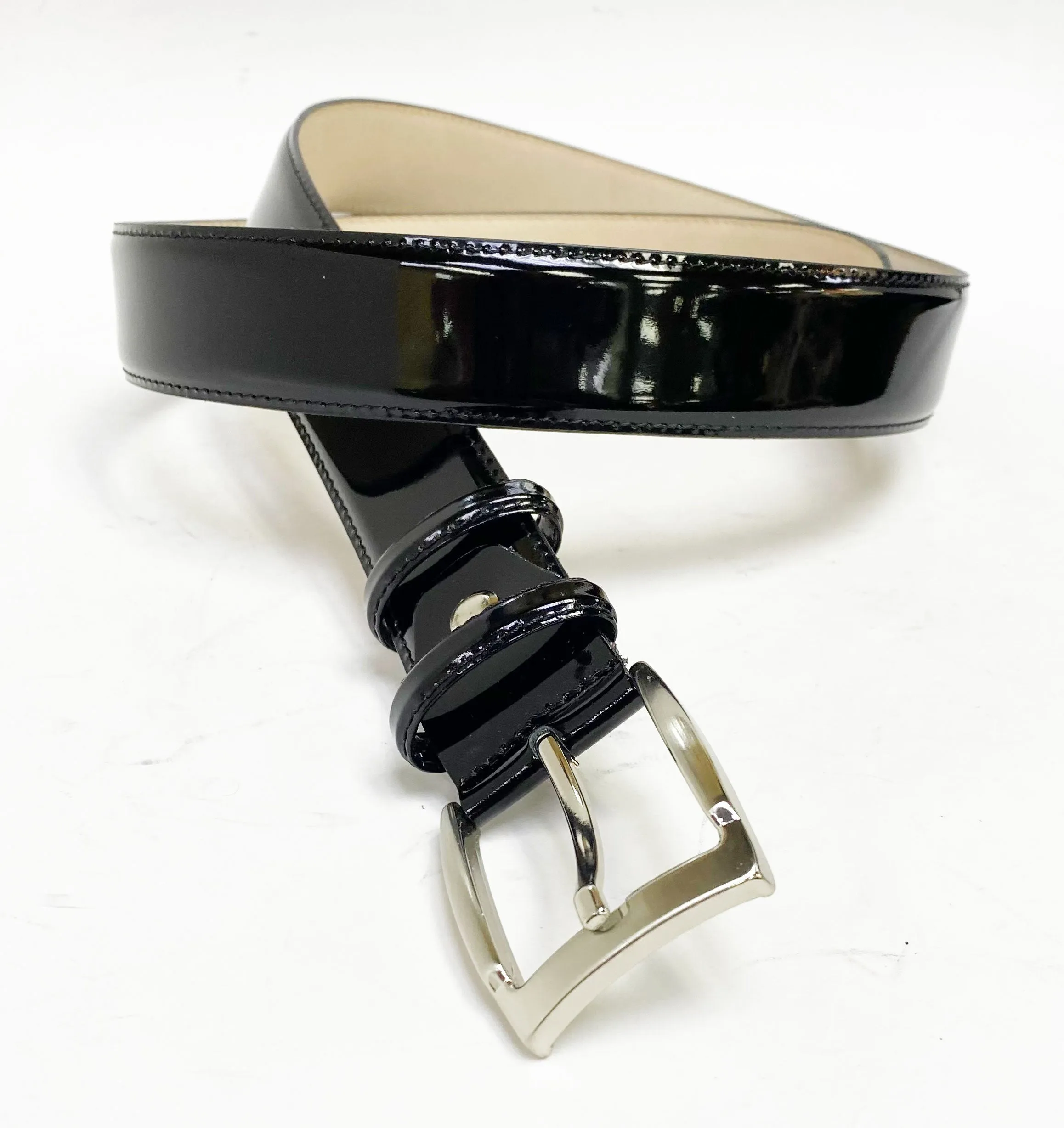Patent Leather Belt Black Calm Tone Supportive structure