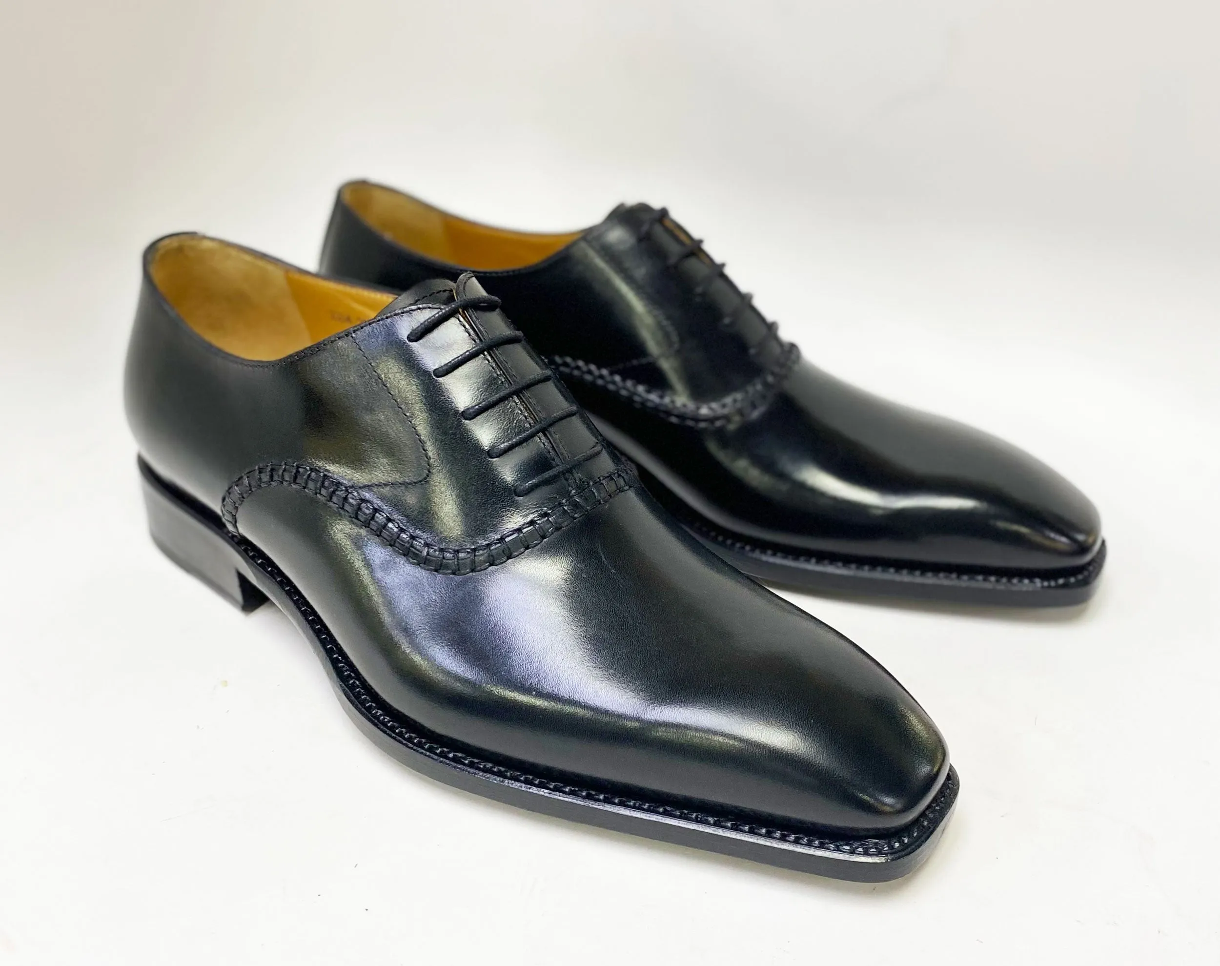 "Daniel" Burnished Calfskin Lace-Up Oxford Black Soft Move