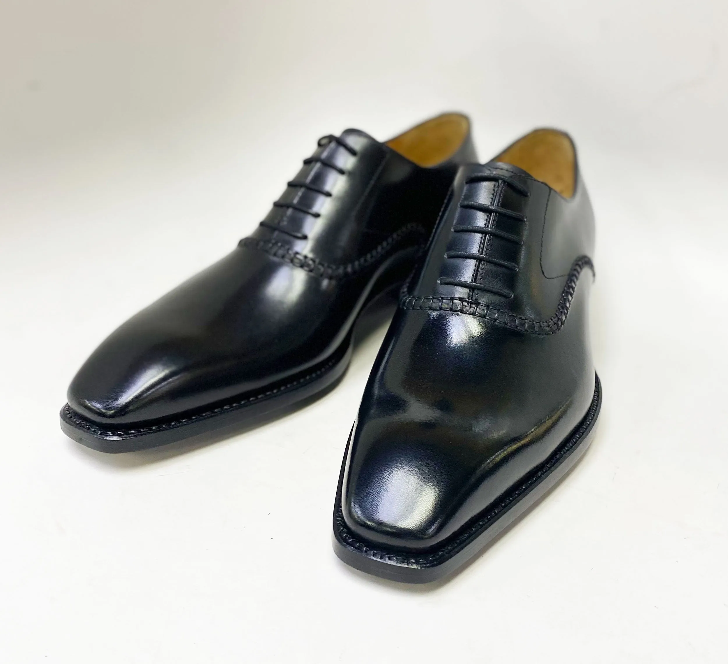 "Daniel" Burnished Calfskin Lace-Up Oxford Black Day Long