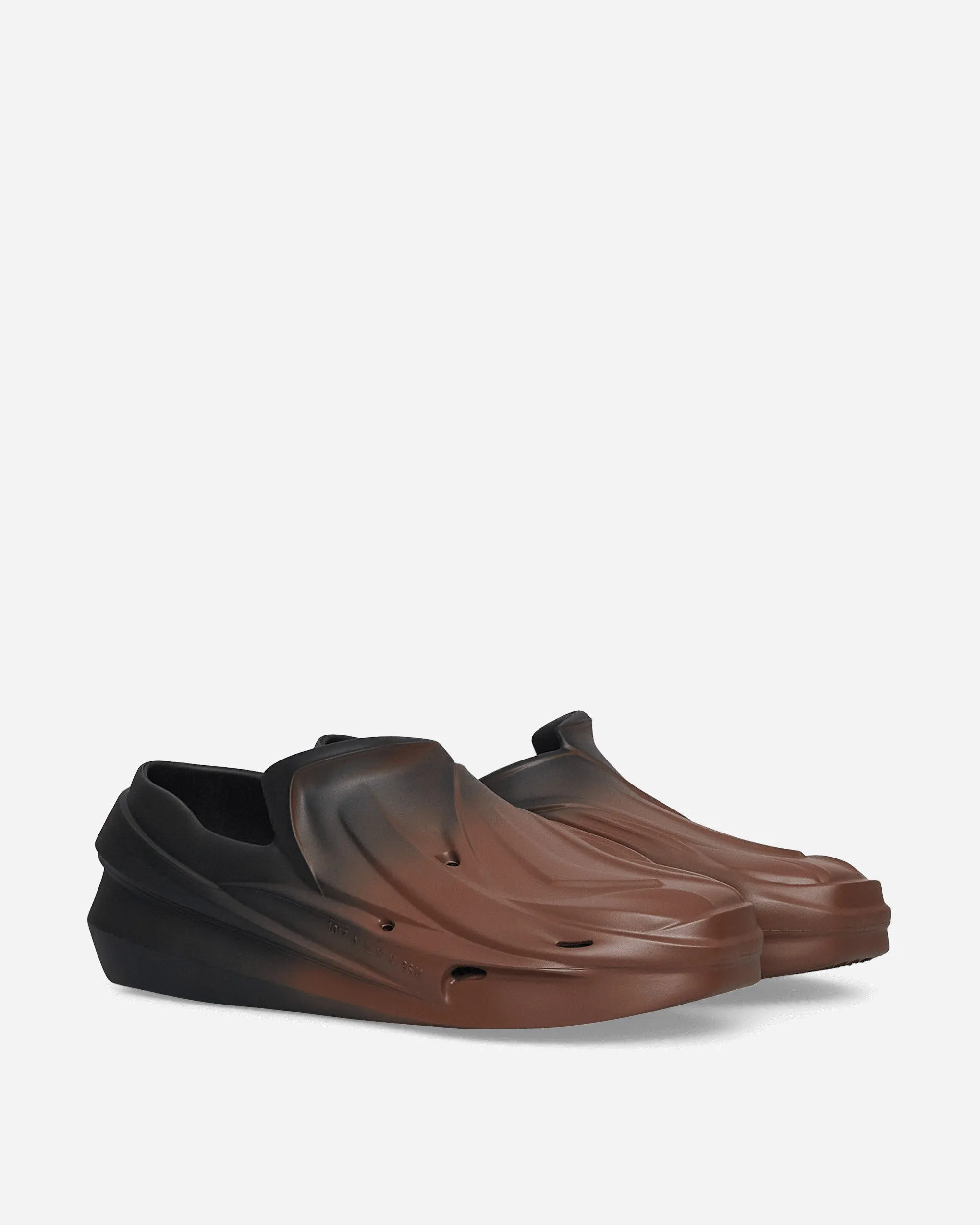 Sole Flexible Slip On Odor Resistant Exclusive Mono Slip On Brown