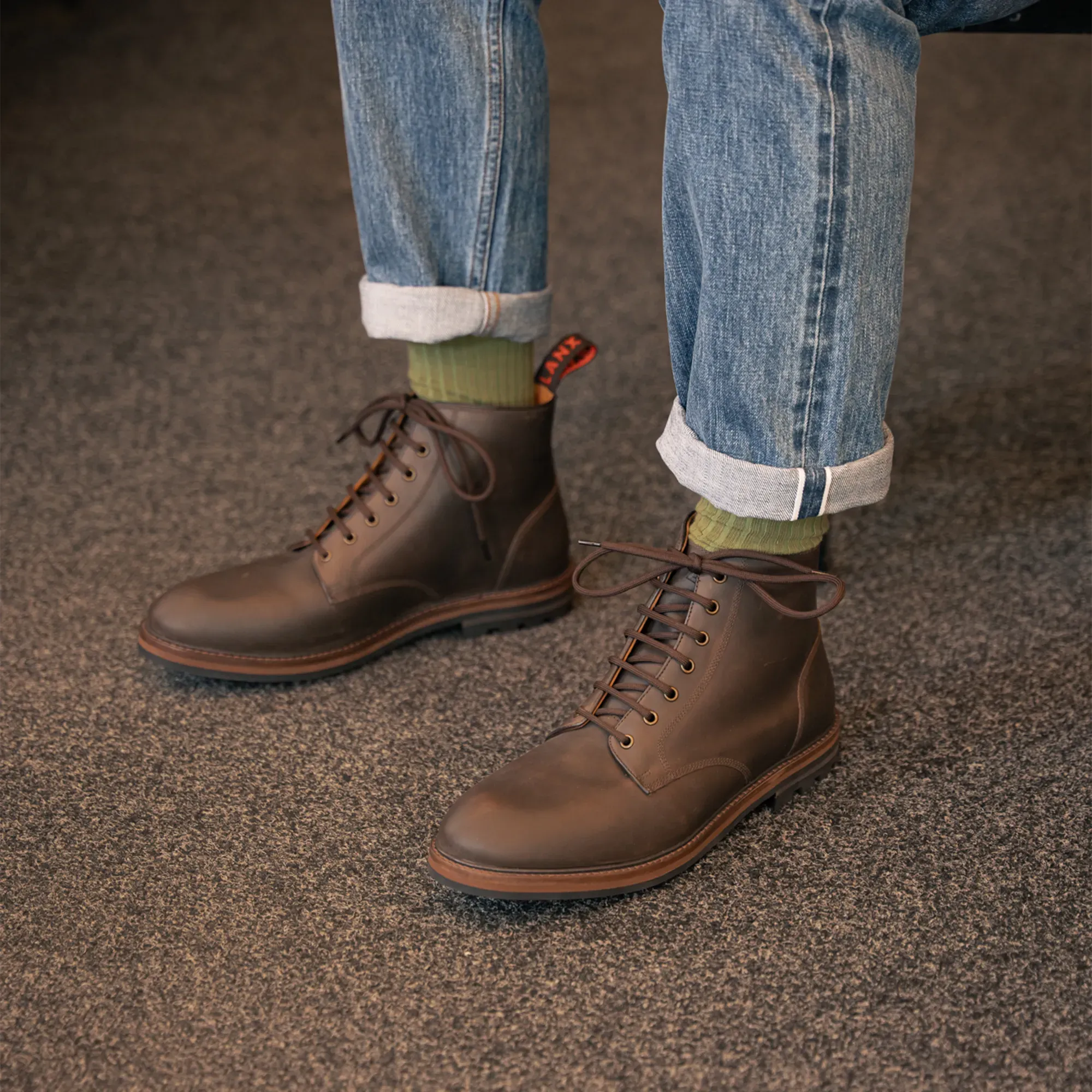 City Fit SETTLE // BROWN DISTRESSED