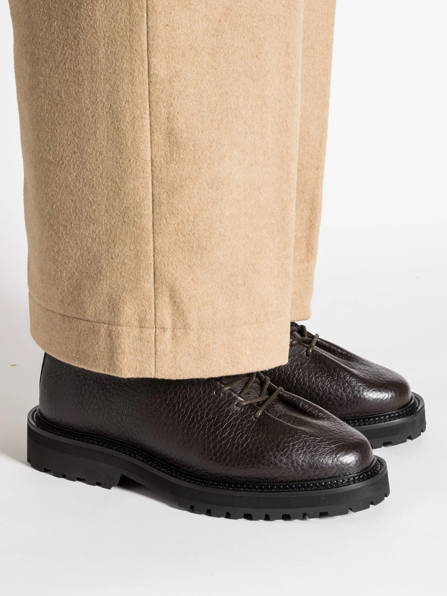 EDOUARD LUG BOLD EBANO Sharp Everyday Style Commuter Style