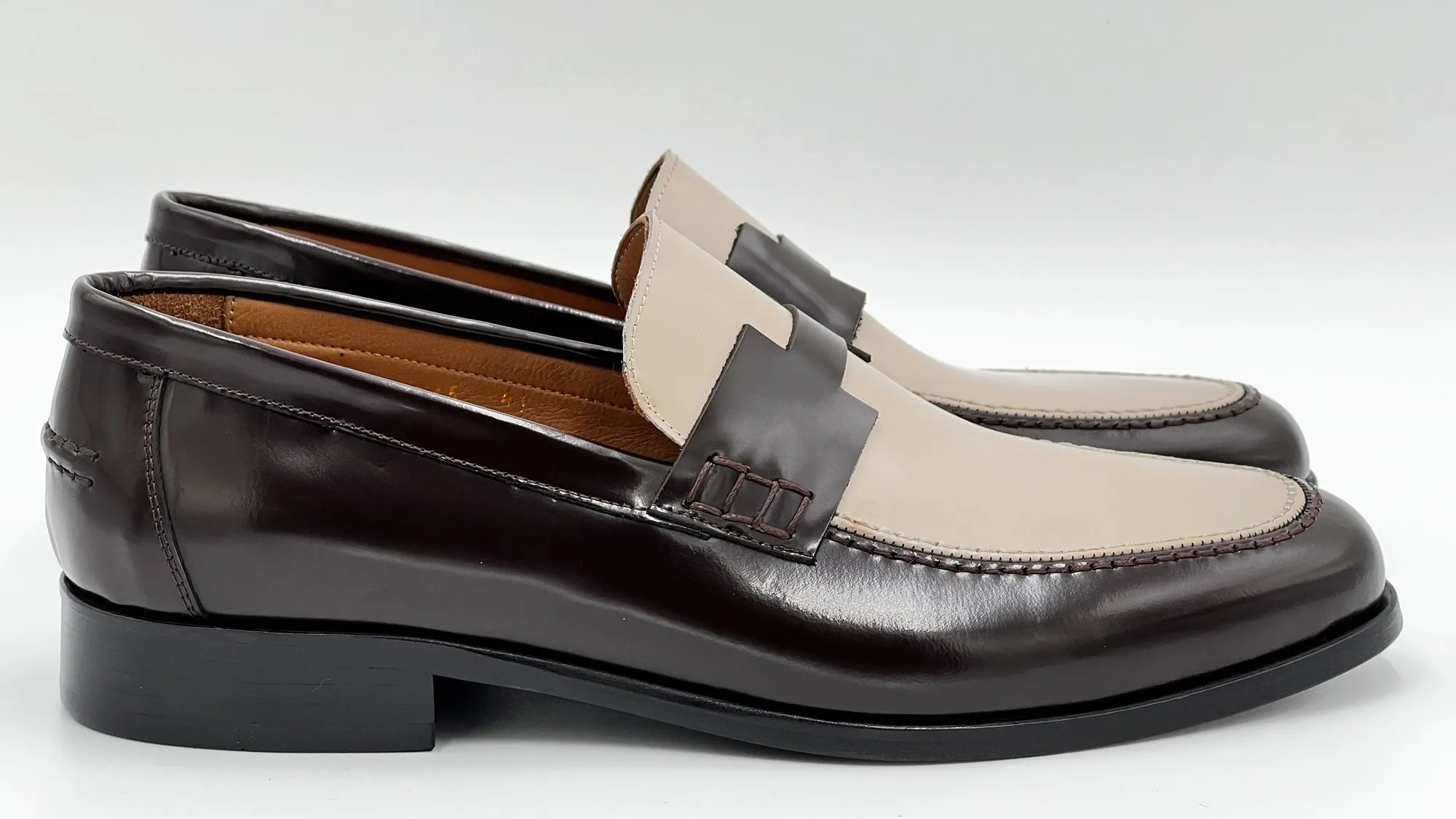 Style: 38154-Brown/Beige Tech Knit Leather Touch