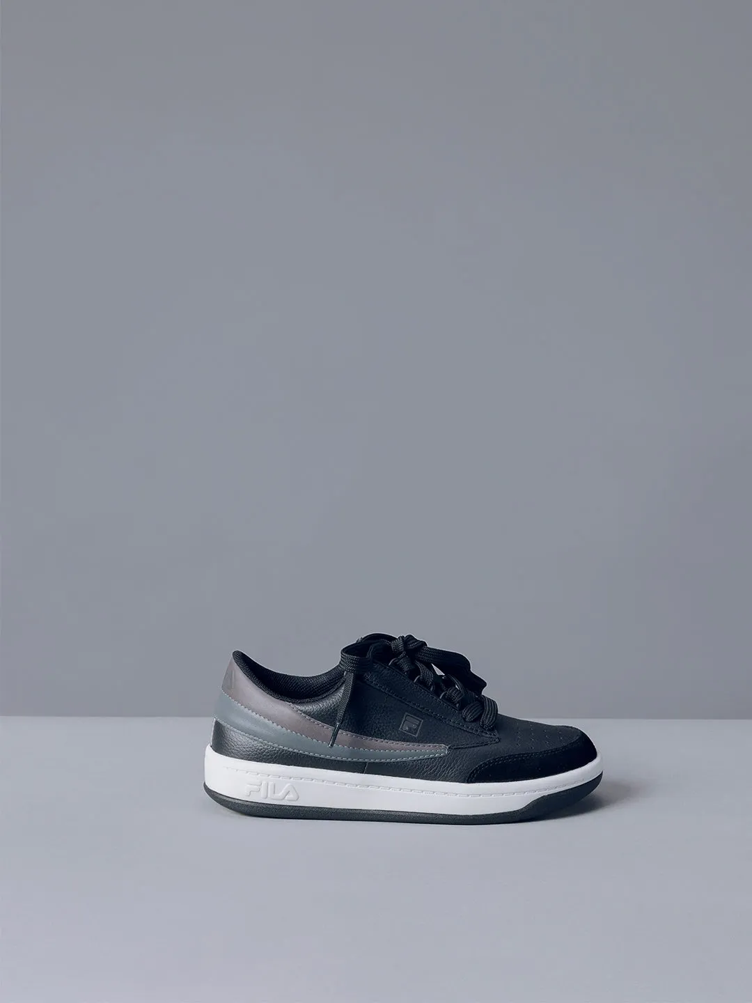 Fila MEN BLACK TENN SERVE Shoes Workout Stable construction