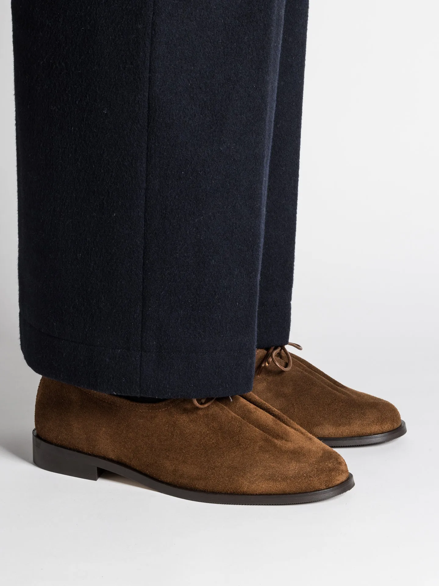MATT NEW BROWN Sharp Silhouette