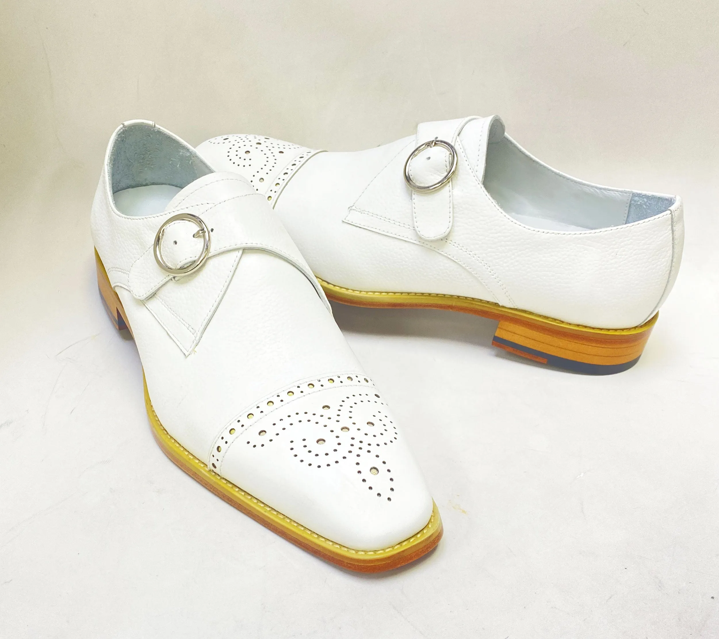 Stand Easy Marriage Pair Style: 903-08E-White