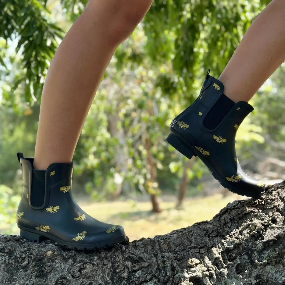 Style Icon Boots Refined Style Chelsea Matte Black Bees Women??s Rain Boots