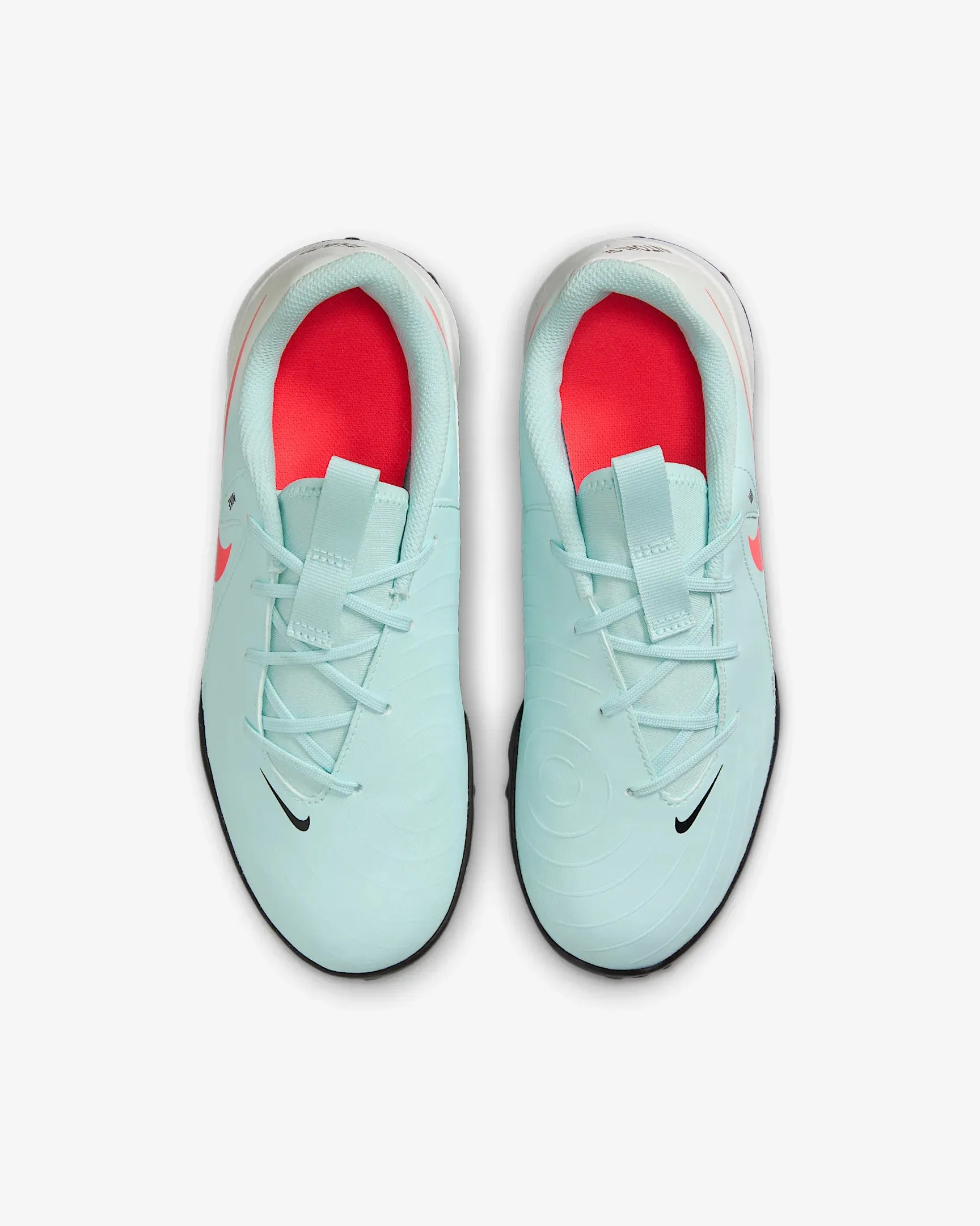 left foot Jr. Phantom GX 2 Club Soccer Shoes