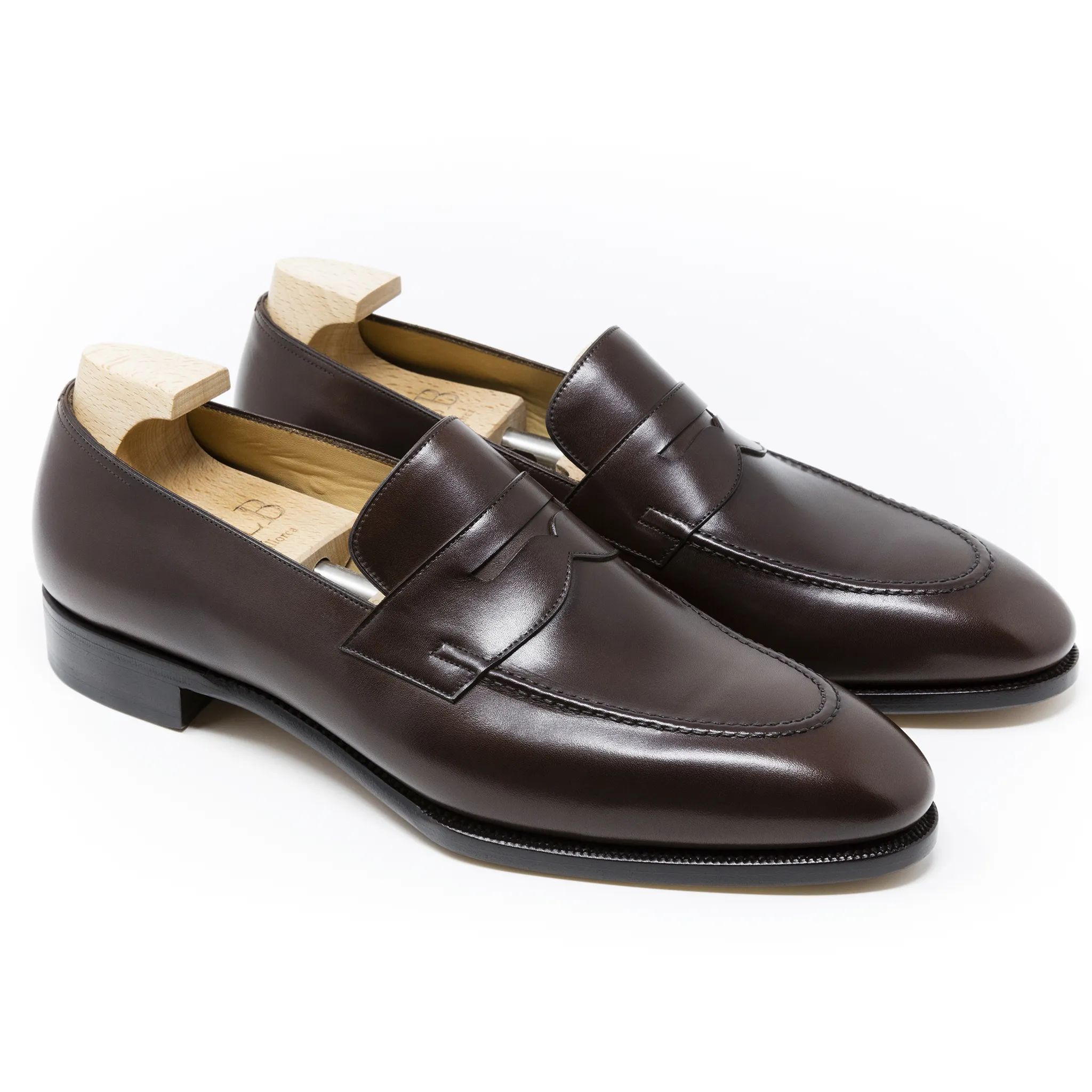 117 ARTISTA Timeless Leather Shoes Meet Time