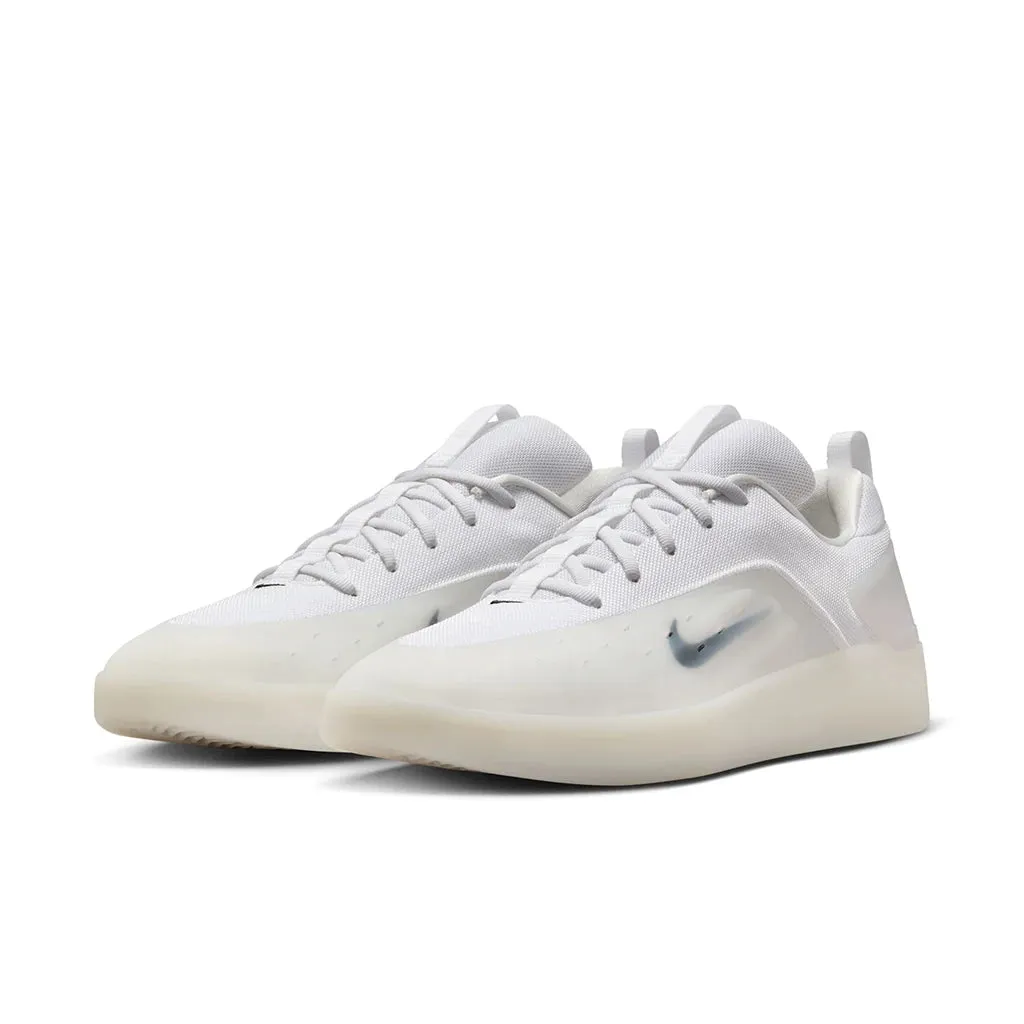 Nike SB Zoom Nyjah 4 Speedy Action Fit Heritage Look