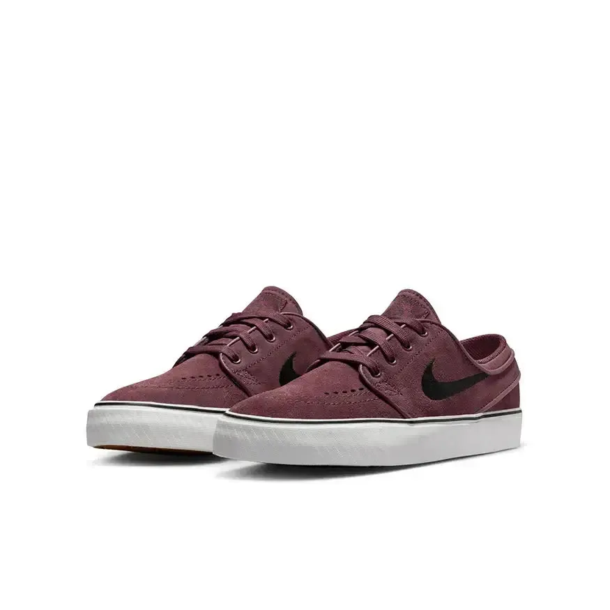 Nike SB Zoom Janoski GS Shoe Performance Focus Street Vibe