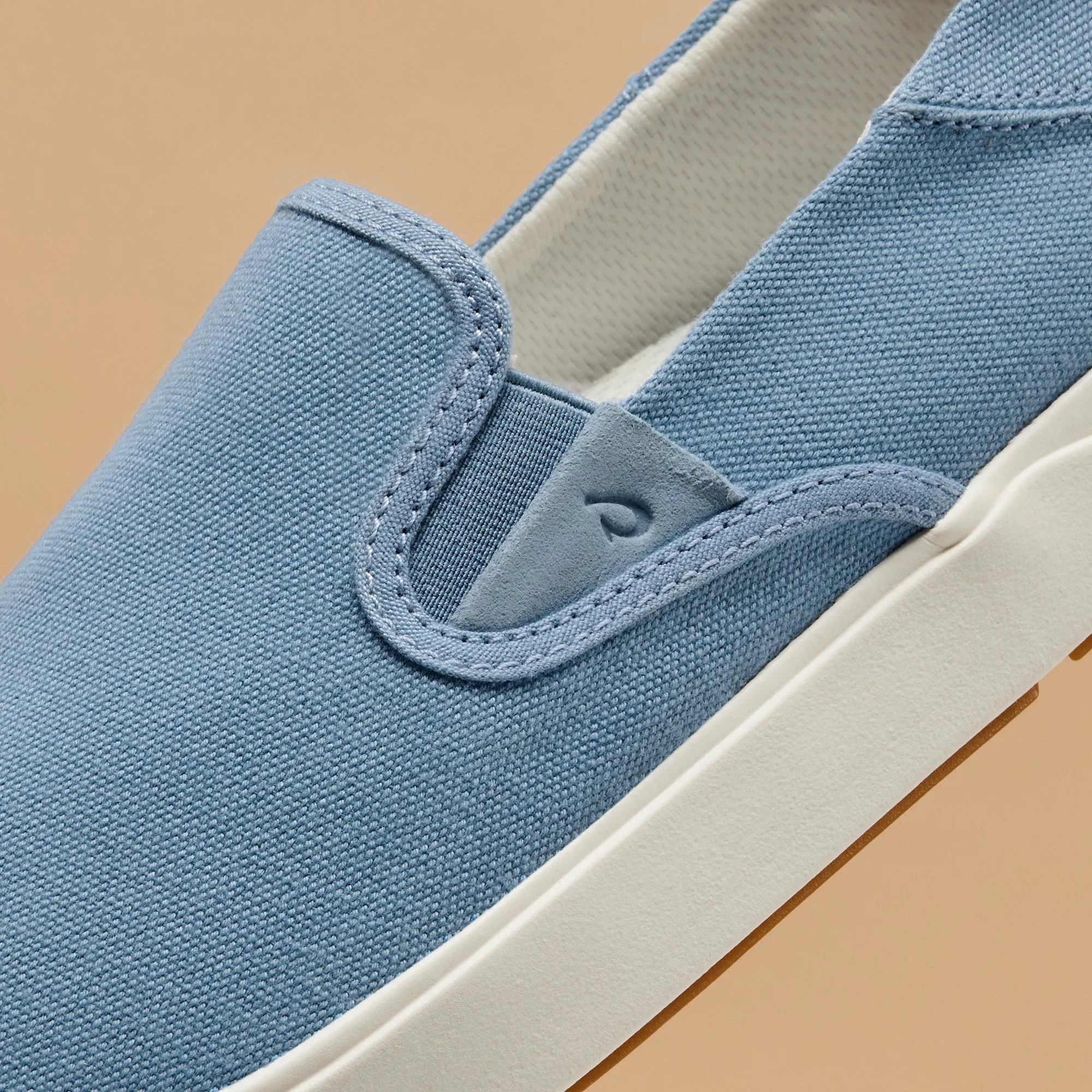 Active Movement Lae??ahi  -  Blissful Blue / Canvas