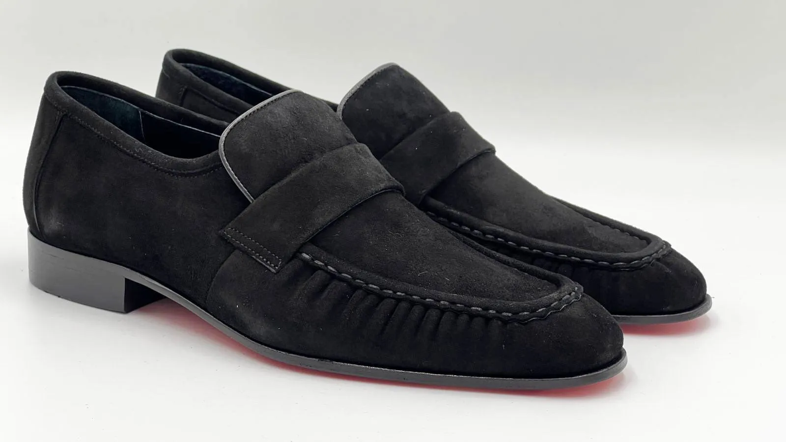Style: 24144-Black Suede Viral Pop